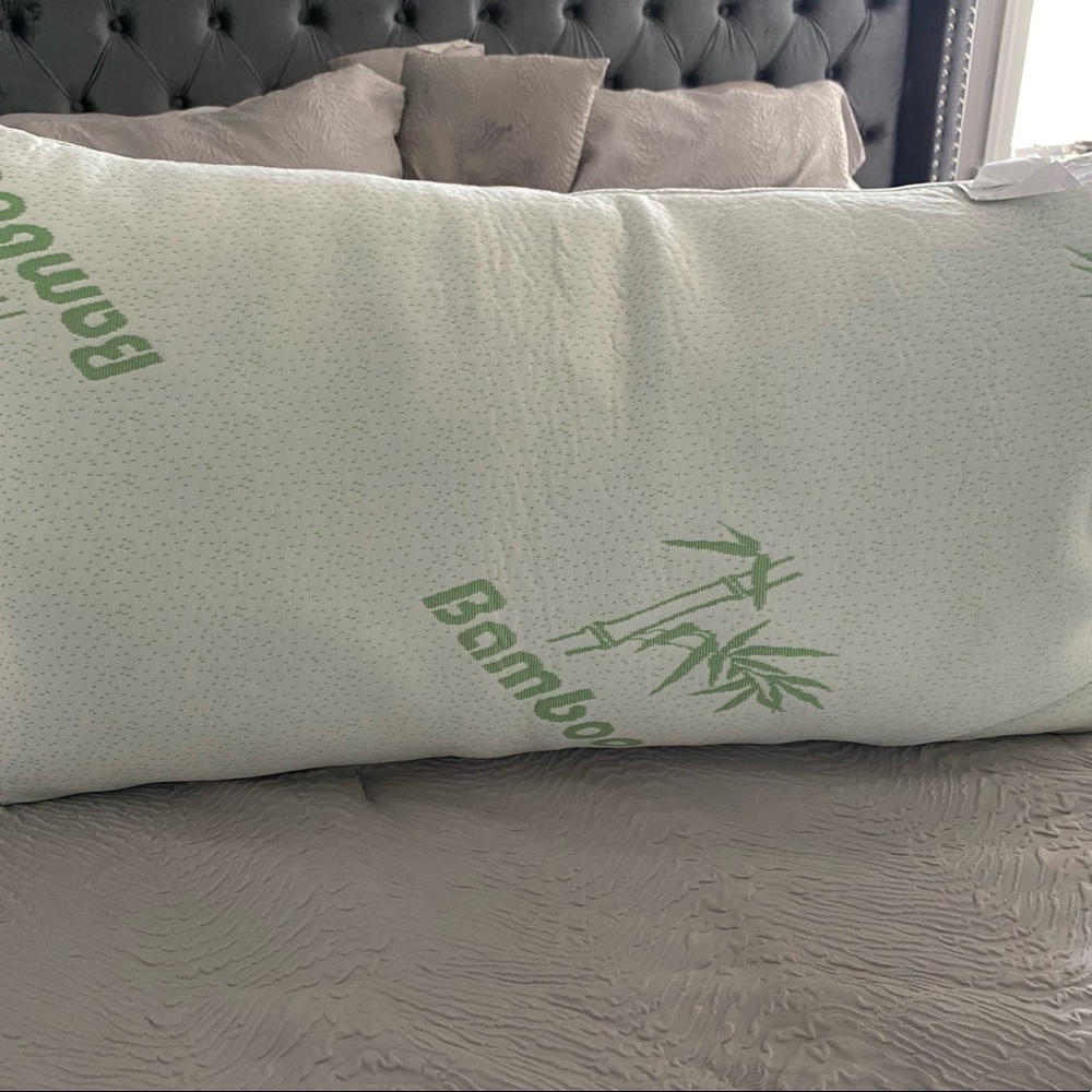 Bamboo memory foam king size pillow